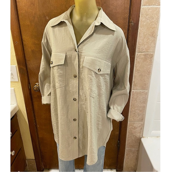 H&M Sage Green Oversized Shirt. NWT size small. - Picture 13 of 16